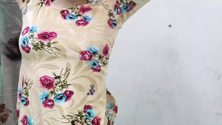 College girl ko paise dekar jabar dasti pela
