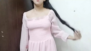 Cute step sister ko jabar dasti room me pakad ke chod diya