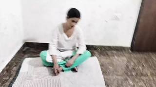Desi jwan stepsister ko ghori bna kar pel diya