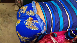 Bhabhi ki bahan ki gand chudai ki thook lagake vo bhi bhabhi ke room me