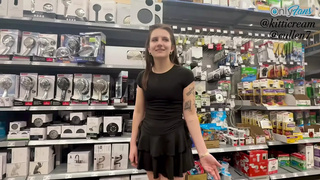 Teen Can’t Help Herself Shopping For A Big Dick Instead Of Groceries And Fucks Random Guy