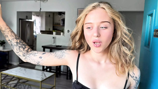 Sex with sexy blonde after the first date