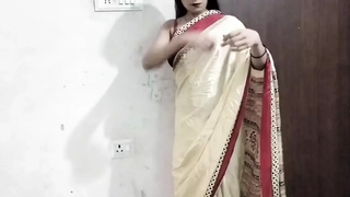 Sister in law ka big bobs daba kar pela