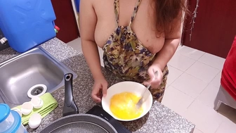 Indian Desi Bhabhi Showing her big Boobs while Cooking