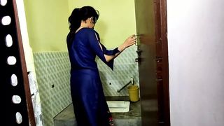 Desi bhabhi Ko Chodaa Uske Cousin Ne Toilet Main
