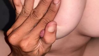 Desahan Bini Sange Minta Dua Kali Crot di Memek