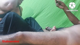 I Wana foot job but she wants fuck her ass hole