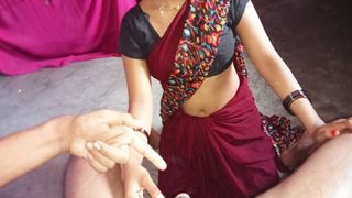 DESI INDIAN BABHI WAS FIRST TIEM SEX WITH DEVER IN ANEAL FINGRING VIDEO CLEAR HINDI AUDIO AND DIRTY TALK