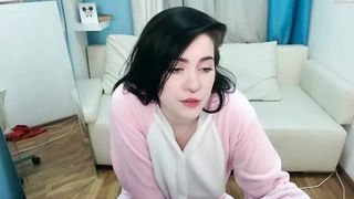 Hot webcam teen fingers her tight asshole