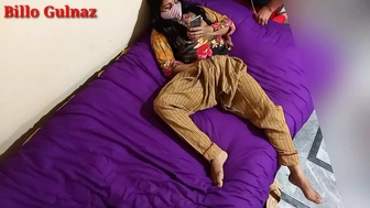 Raat me Sauteli bahan Billo ko Porn video dekhte Bhai ne dekh liya. Bhai ne chod dala (Hindi Audio )