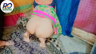 Desi brother-in-law got me a chance and did a lot of chudai, picking up the ass, Hindi audio,