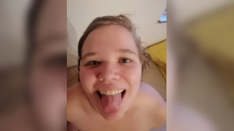 Schoolgirl gets a huge load of daddys cum in her face