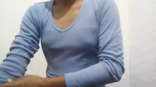 Indian girl solo masturbation and orgasm video. Desi Girl Fun