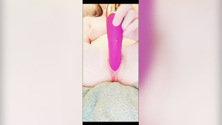 Teen Toys Her Creamy Pussy Until She Squirts 18+