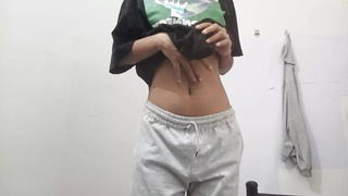 Hot teen ass in panties