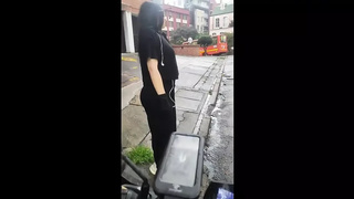 Carrying an Order I Meet This Strange and Pretty Girl