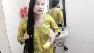 Step sister ke sath kiya jabar dast sex